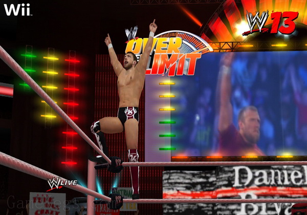 美国职业摔角大赛13.WWE 13